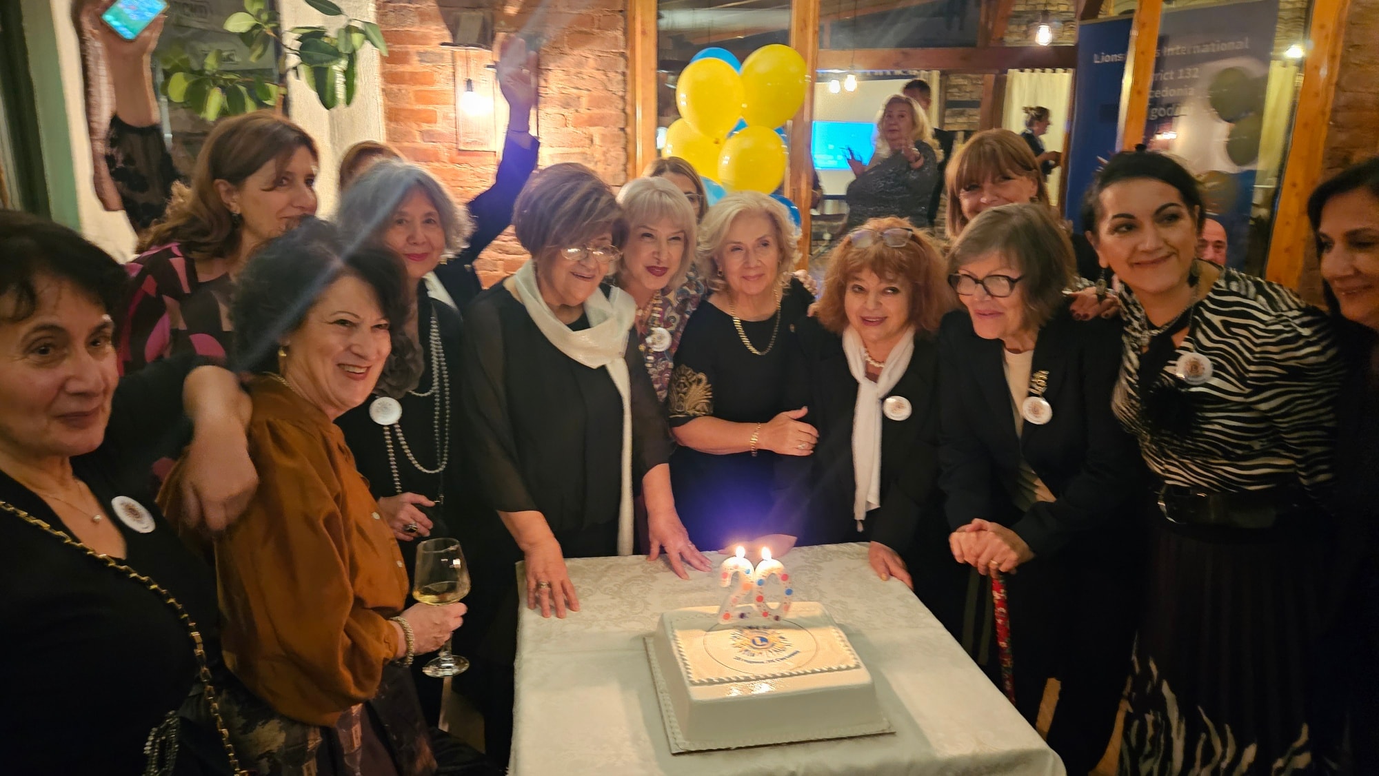 Krepimo vezi med klubi